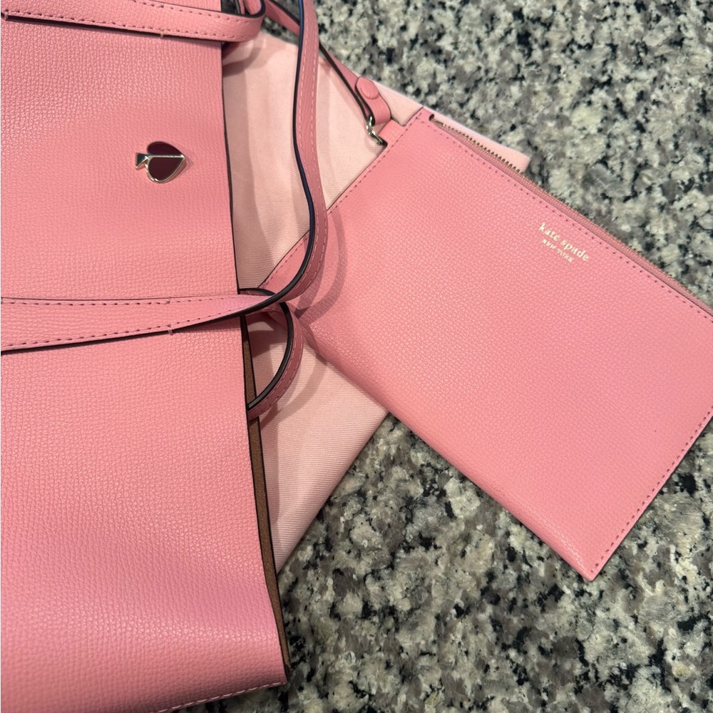 New Kate Spade tote in pink - perfect for summer!